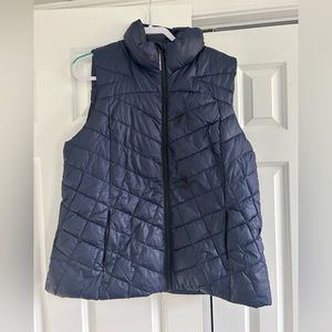 Big Chill Navy Blue puff vest XL